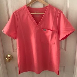 Figs Catarina in Neon Pink, Size Medium NWOT